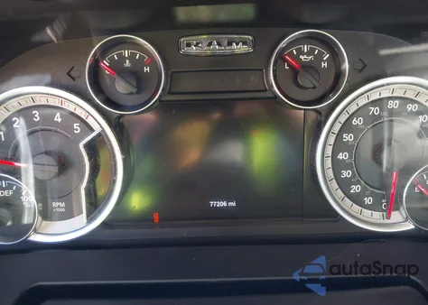 2017 Ram 2500 Big Horn 4X4 6'4 Box z USA, uszkodzony, nr VIN 3C6UR5DLXHG686314